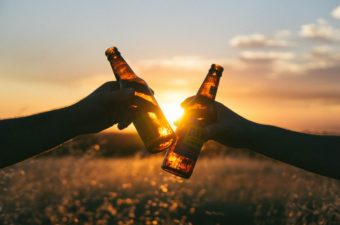 Cerveja: conheça os principais tipos e famílias